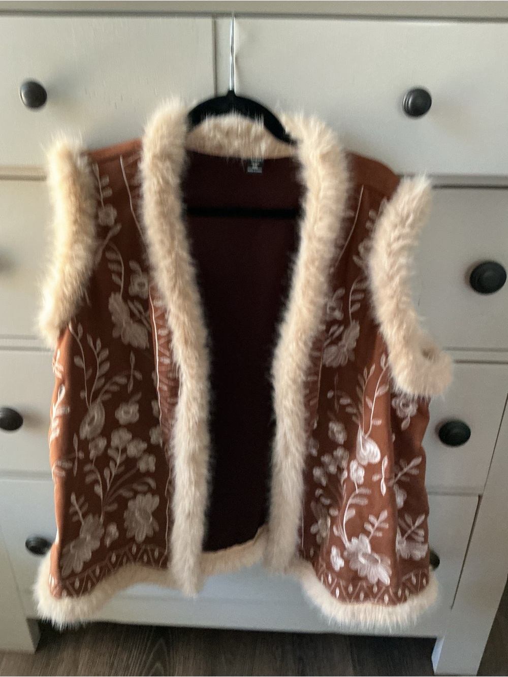 🤎 SHEIN Curve Boho Faux Fur Trim Vest – Size 4XL
